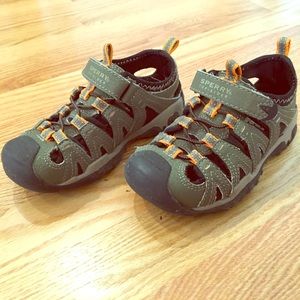 Toddler boys shoes